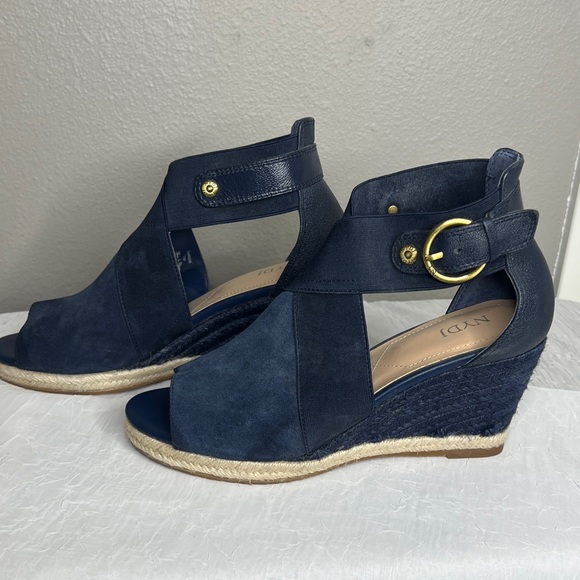 NYDJ Dark Blue Wedge Sandals Size 7.5 - Picture 6 of 13